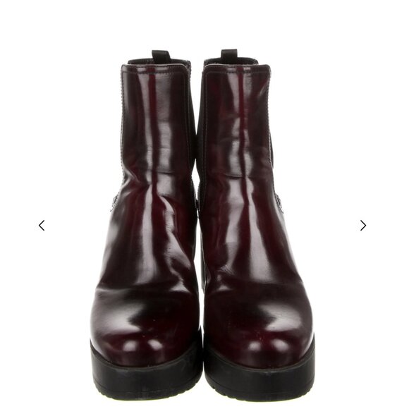 Prada Patent Leather Chelsea Boots Women's Size: 9 | IT 39 - Picture 3 of 5